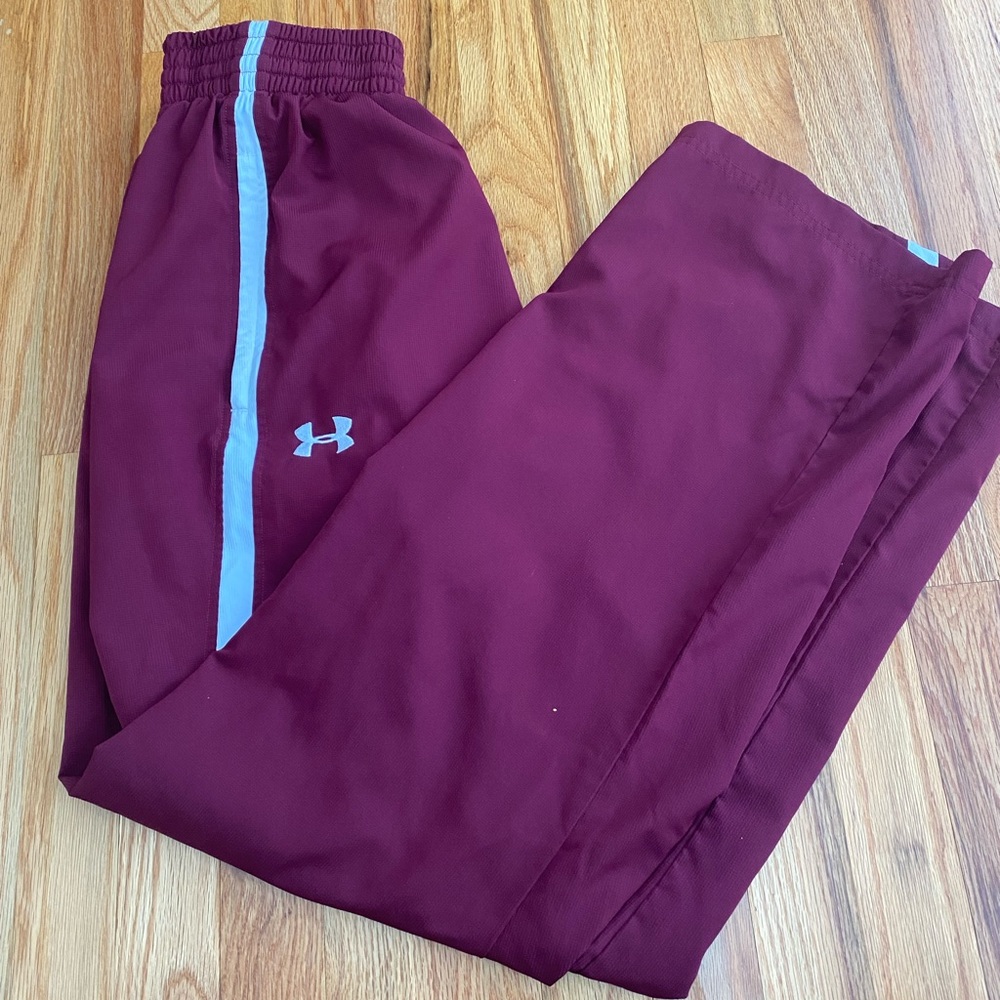 Under armor athletic joggers. Maroon size large